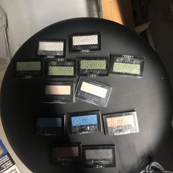 Lot of brand new make up - Picture 5 of 7
